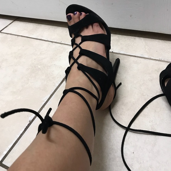 Sexy Strappy Black Heels - Picture 4 of 8